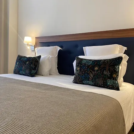 Westminster & Spa Hotel 4*