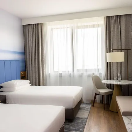 Sheraton Airport 4*