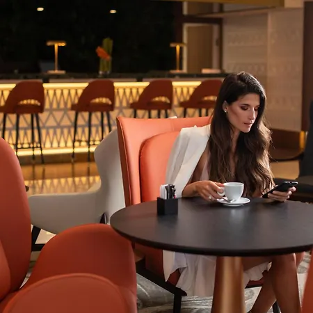 Le Meridien מלון