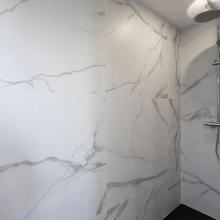 아파트 Echapee Belle - Vinayard View - Jacuzzi Bbq - Parking 니스