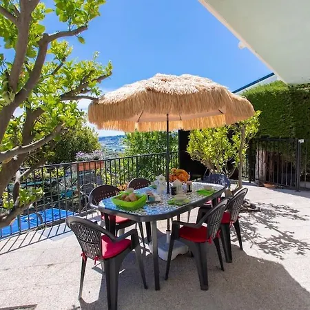 아파트 Echapee Belle - Vinayard View - Jacuzzi Bbq - Parking *
