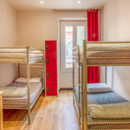 Hostel Saint Exupery *