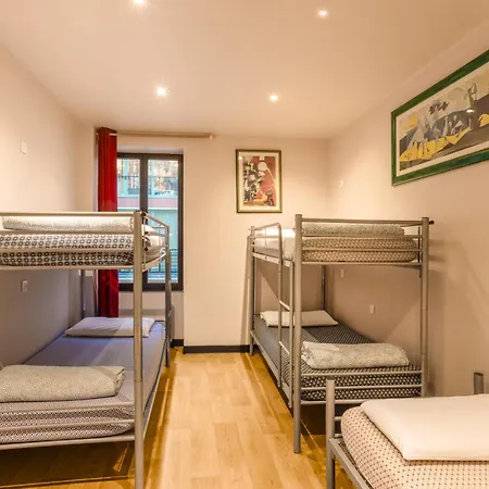 Hostel Saint Exupery Nizza