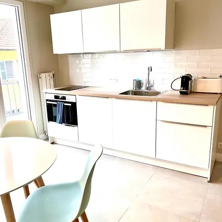 Dante Riviera Apartment