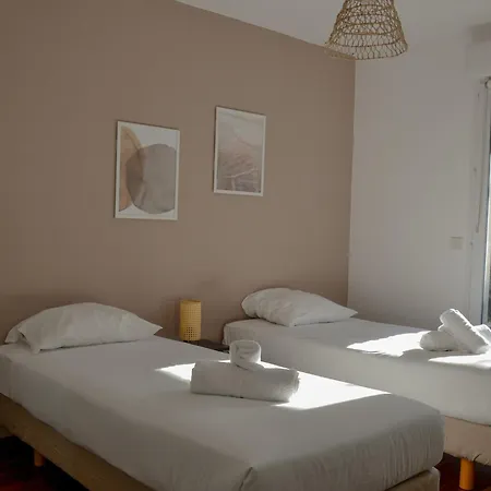 Superbe 3 Pieces Jardin Piscine * Nice