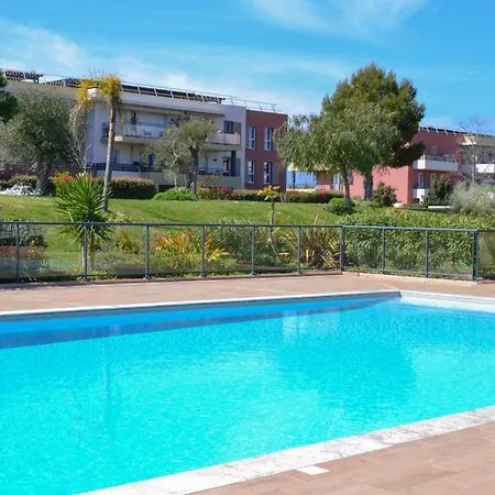 Superbe 3 Pieces Jardin Piscine Apartment Nice