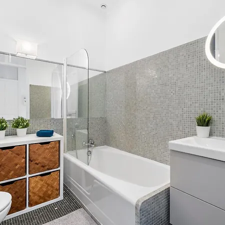 Apartment Renting - Foch - Luxury Bourgeois & Design At The Heart Of *