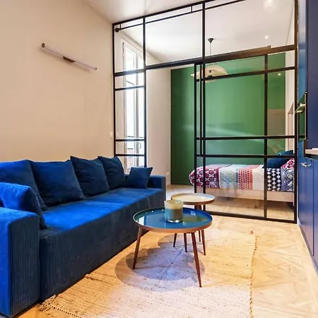 New - Cosy - 10 Min Walk To The !