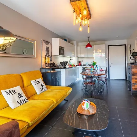Domaine Des Roses 3 Ap4400 By Riviera Apartment