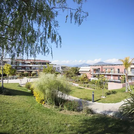 Domaine Des Roses 3 Ap4400 By Riviera Apartment *
