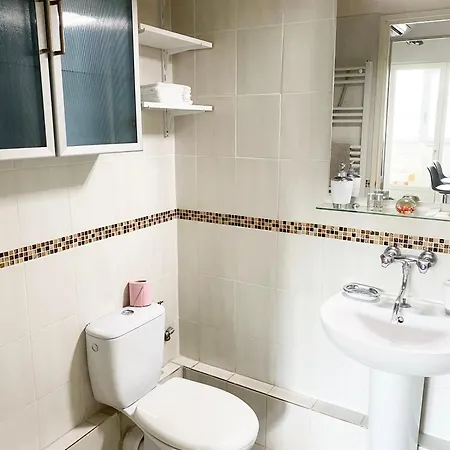 Jolie 2 Pieces Proche De La ! Appartement *