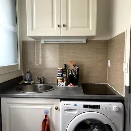 Cosy Studio Near Beaches *