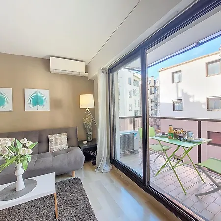 Nestor&jeeves - Rivoli Palm - Center - Very Close Sea Apartment