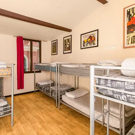 Saint Exupery Hostel *