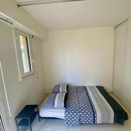 Studio F1 Apartment