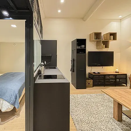 Apartment Old Town - 4 Pers, Wifi, Ac *
