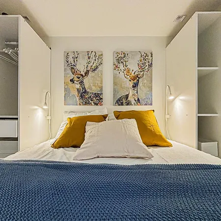 Apartment Old Town - 4 Pers, Wifi, Ac *