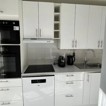 Riviera Apartment *