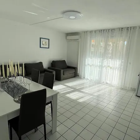 Riviera Apartment