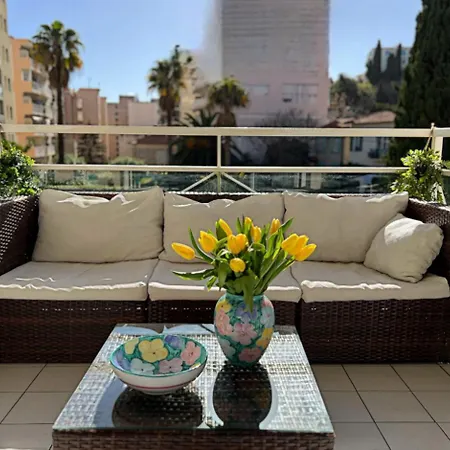 Riviera Apartment