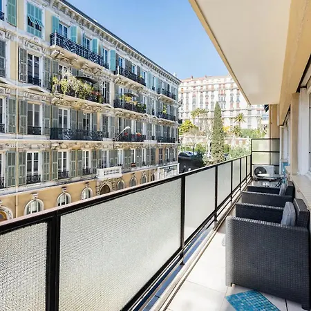 Notre Dame - Huge Sunny Modern 2br Flat - Terrace Apartment *