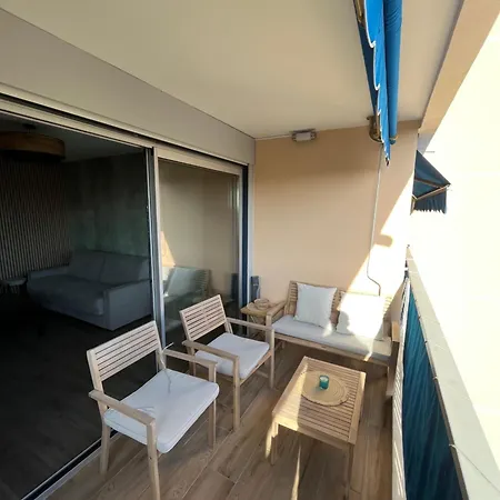 Elegant Avec Acces A La Piscine Apartamento *