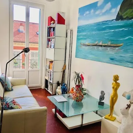 Le Port Apartment *