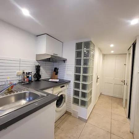 Apartment Au Coeur Du Vieux-nice - Plages - Mezzanine - 3 Personnes - A Pied! Nice