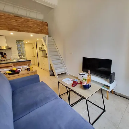 Au Coeur Du Vieux-nice - Plages - Mezzanine - 3 Personnes - A Pied! Apartment *
