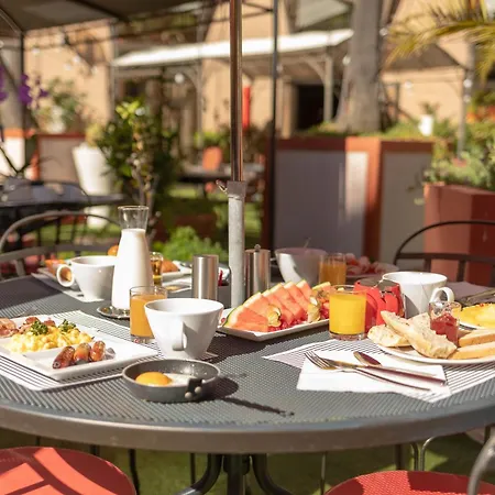 Ξενοδοχείο Novotel Centre Vieux 4*