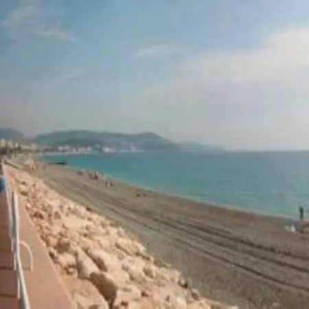 Eden Nizza