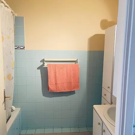 Apartment Oasis Urbaine 2 Piece *