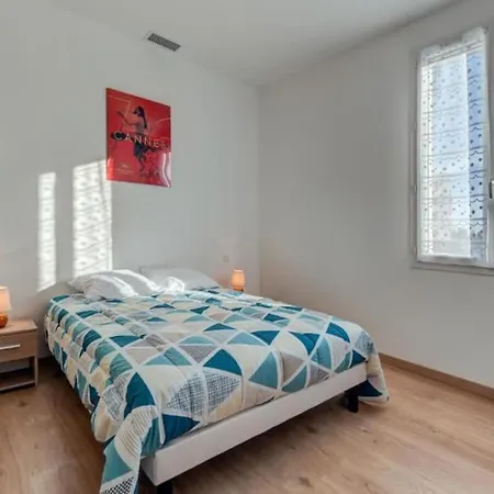 Maison 6 Personnes Avec Jardin Et Parking Prive * Nice