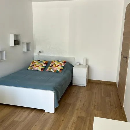 Petite Maison, Cosy, Sur Les Collines Nicoises *