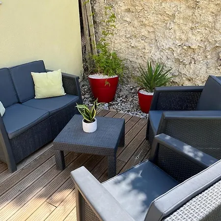 Holiday home Petite Maison, Cosy, Sur Les Collines Nicoises Nice