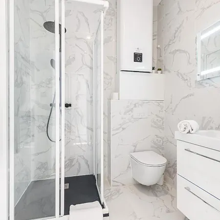7 Foch 202 - Contemporain En Plein Coeur De - Climatisation