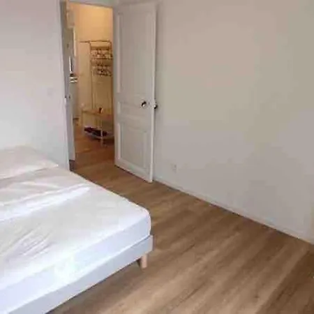 Port Nice: Very 3 Apartment