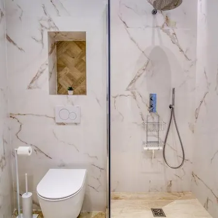 4 Stars Palais Hermitage, 5 Pers, Ac, Full Confort Apartment