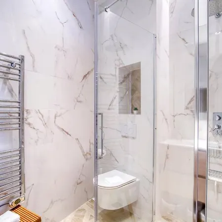 Apartment 4 Stars Palais Hermitage, 5 Pers, Ac, Full Confort *