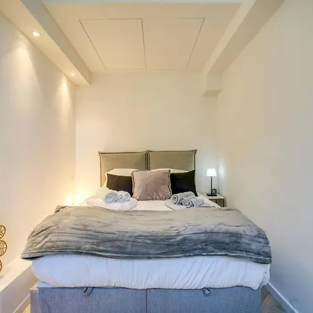 4 Stars Palais Hermitage, 5 Pers, Ac, Full Confort Apartment *