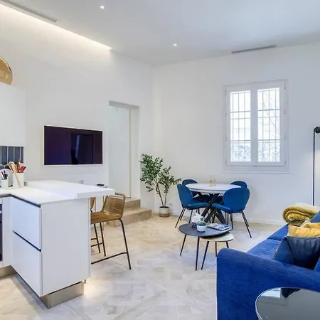 Apartment 4 Stars Palais Hermitage, 5 Pers, Ac, Full Confort