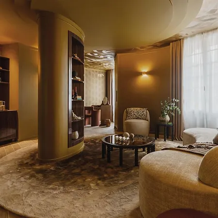 Hotel Gounod Fully Renovated