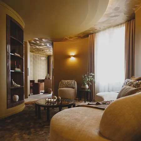 Gounod Fully Renovated 4* Nice