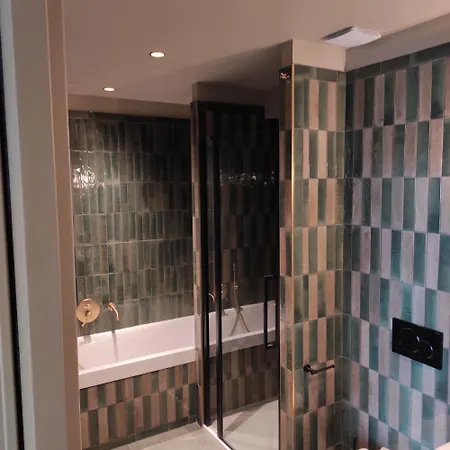 Gounod Fully Renovated Hotel 4*