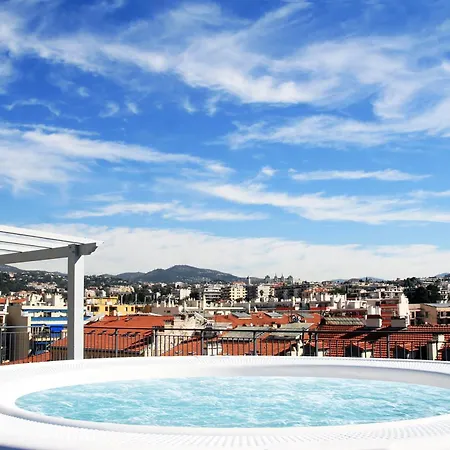 Otel & Monsigny Nice