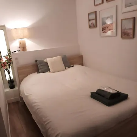 Beautiful Old Town Flat, Near The Apartman *