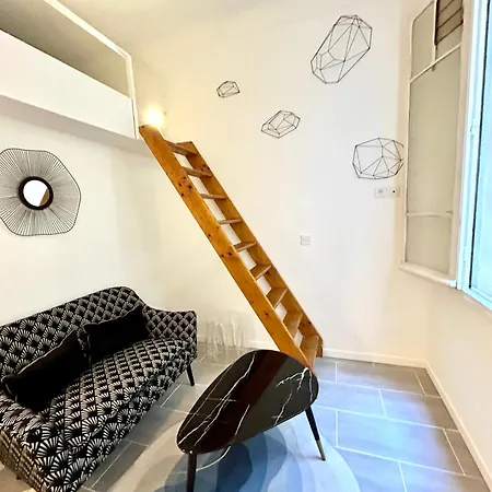 Apartment Center