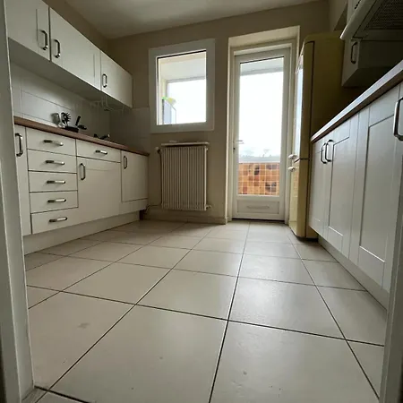 Apartment F4 80m2 Fabron, Parking