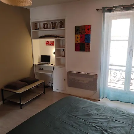 Petit Marais Nicois - 2p En Etage Eleve
