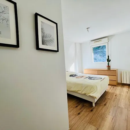 Apartment Magnificent Renovated Apartment, 2 Of 45 M2, Close Tothe Sea, Floor, Terrace *